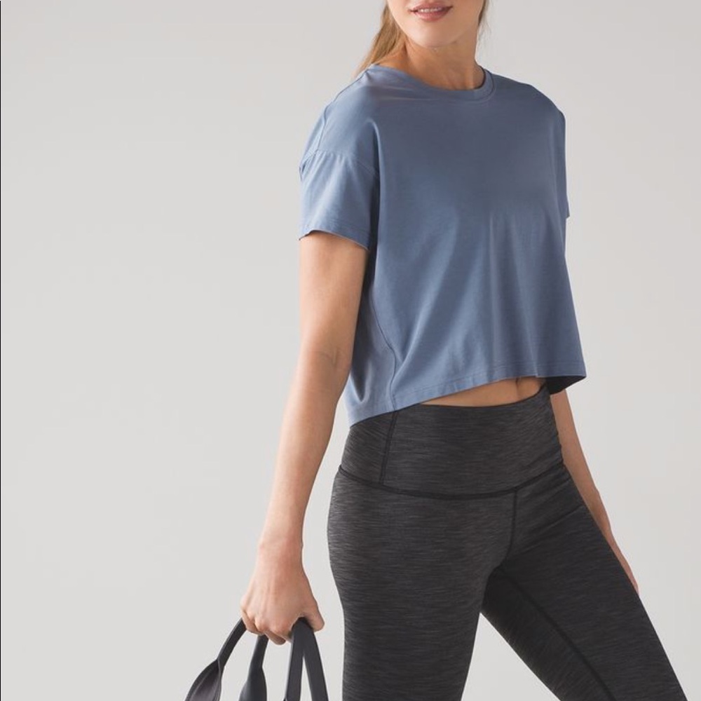 Lululemon Cates Crop Tee size 6